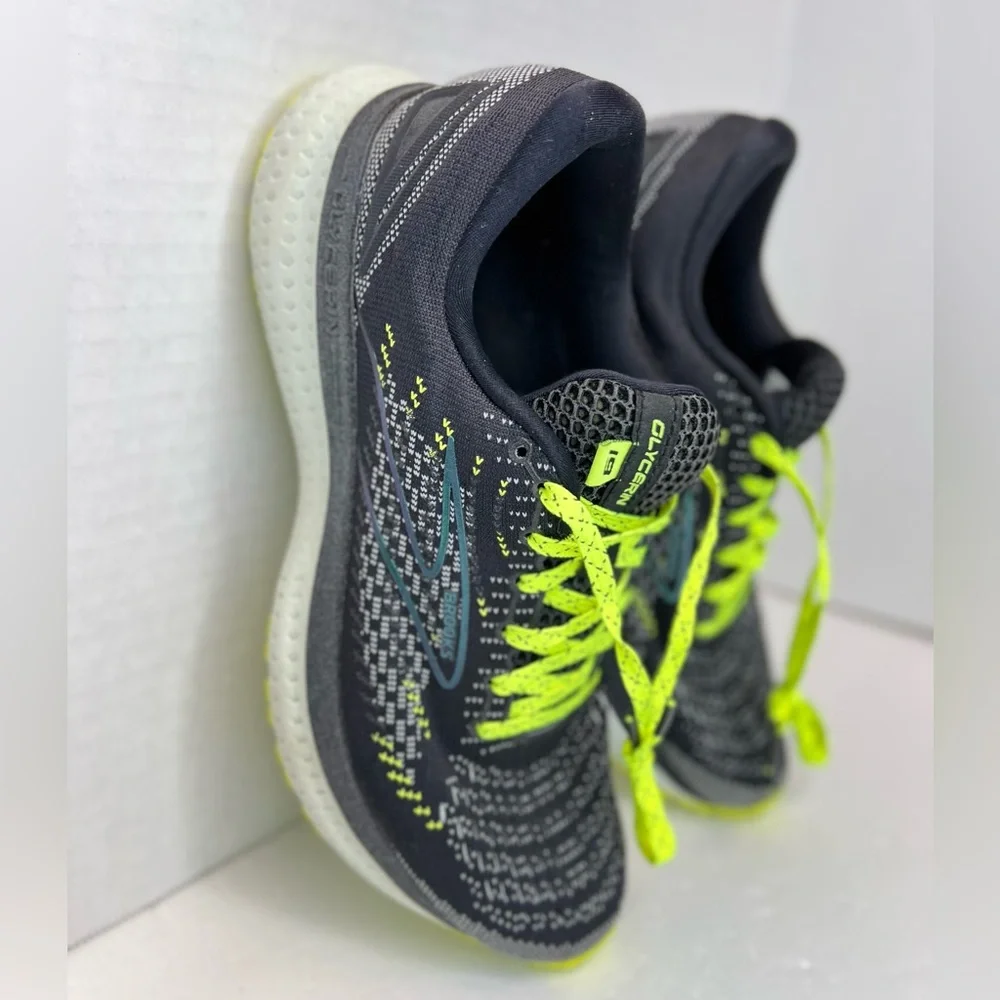 Brooks Black Neon Yellow Athletic Running Shoes with Teal Logo